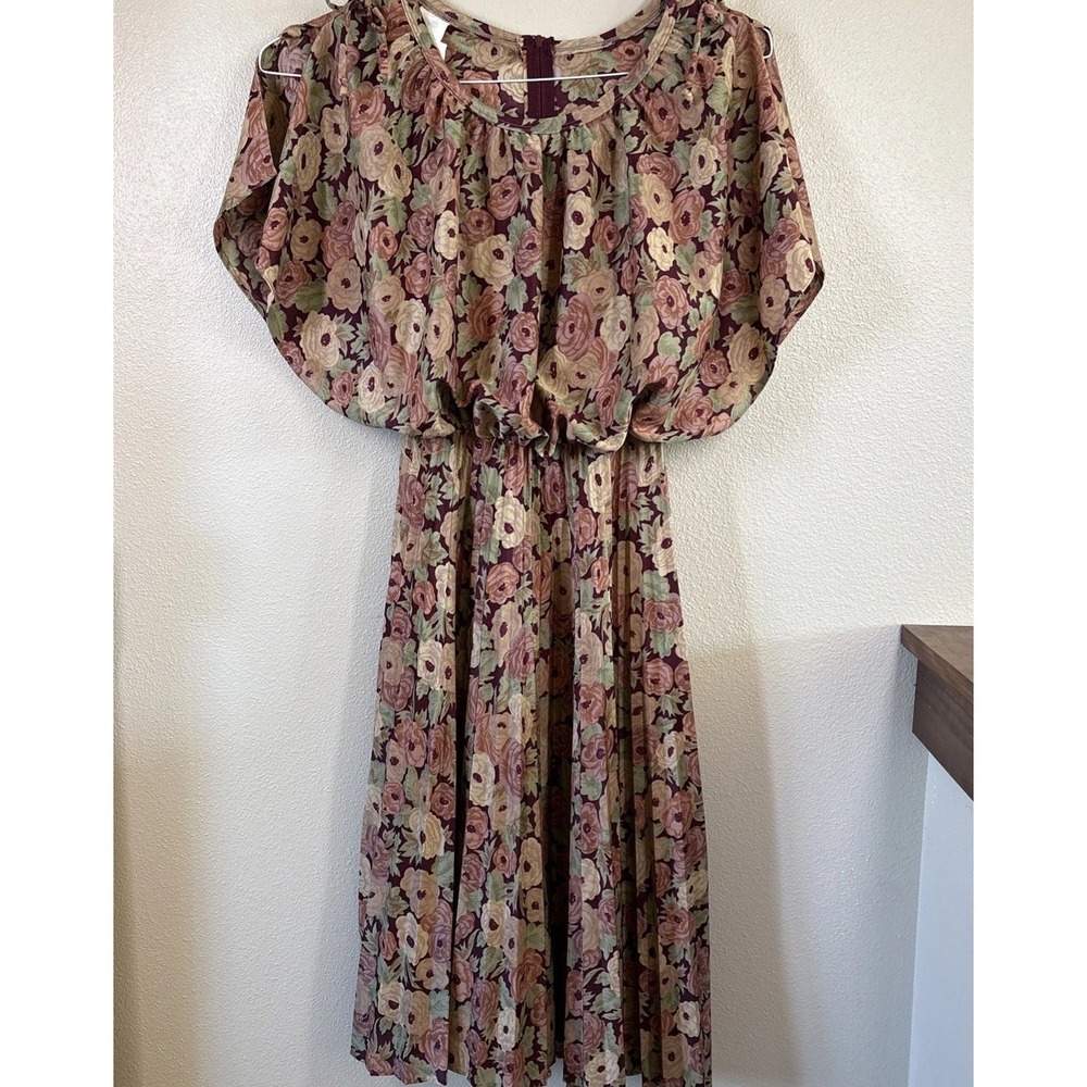 Mara J Jrs. Dress Vintage 70s Women's Cream Burgundy Floral Boho Small Waist 26